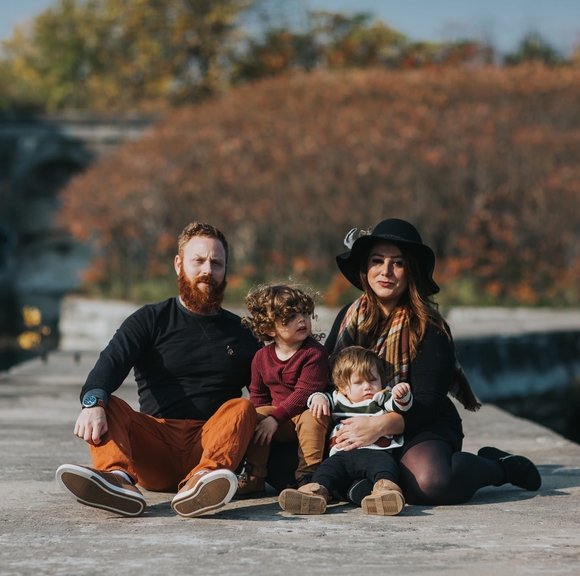 Meet your Posher, Jessica - Picture 1 of 1